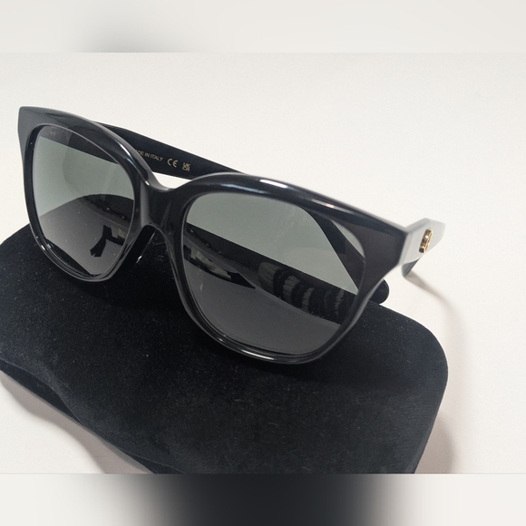 Gucci Women Square Sunglasses GG0800SA 001 Black/Grey Lens 56mm Authentic - Picture 4 of 11